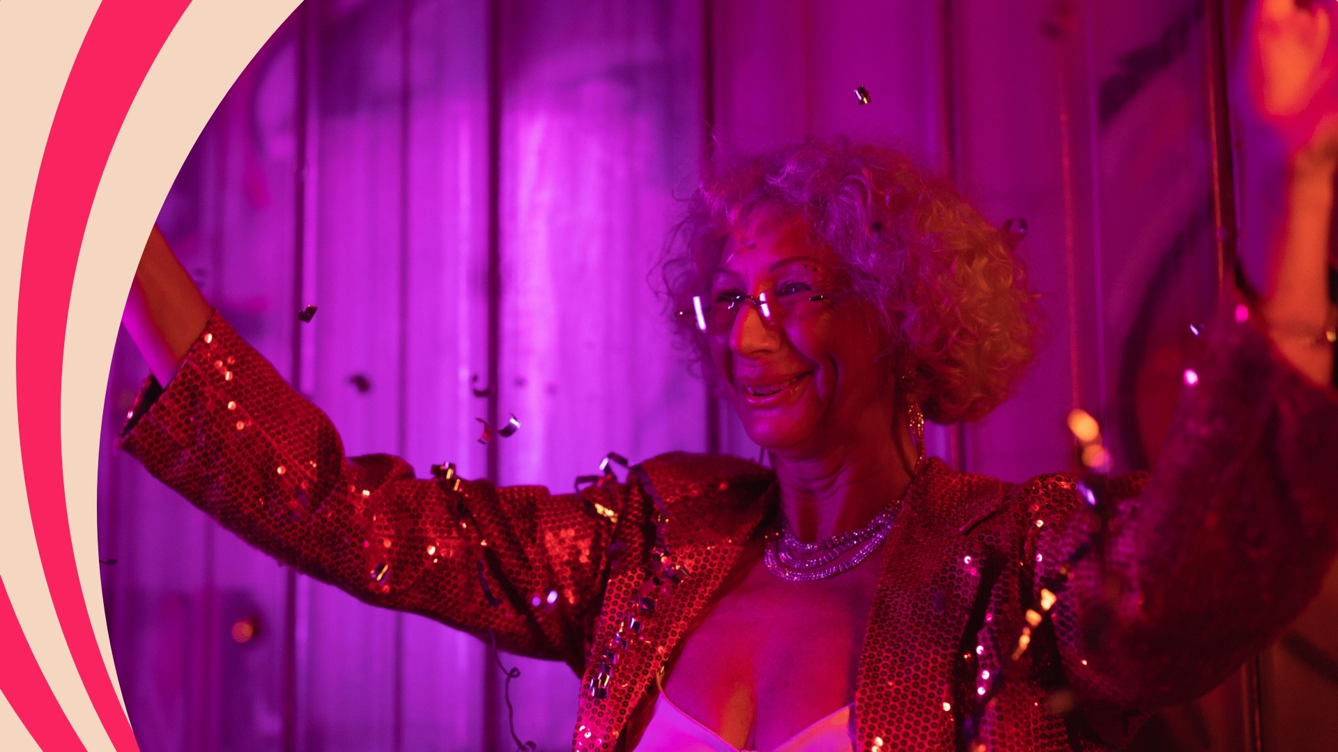 Experience Hunters Live - Hero Image – 1